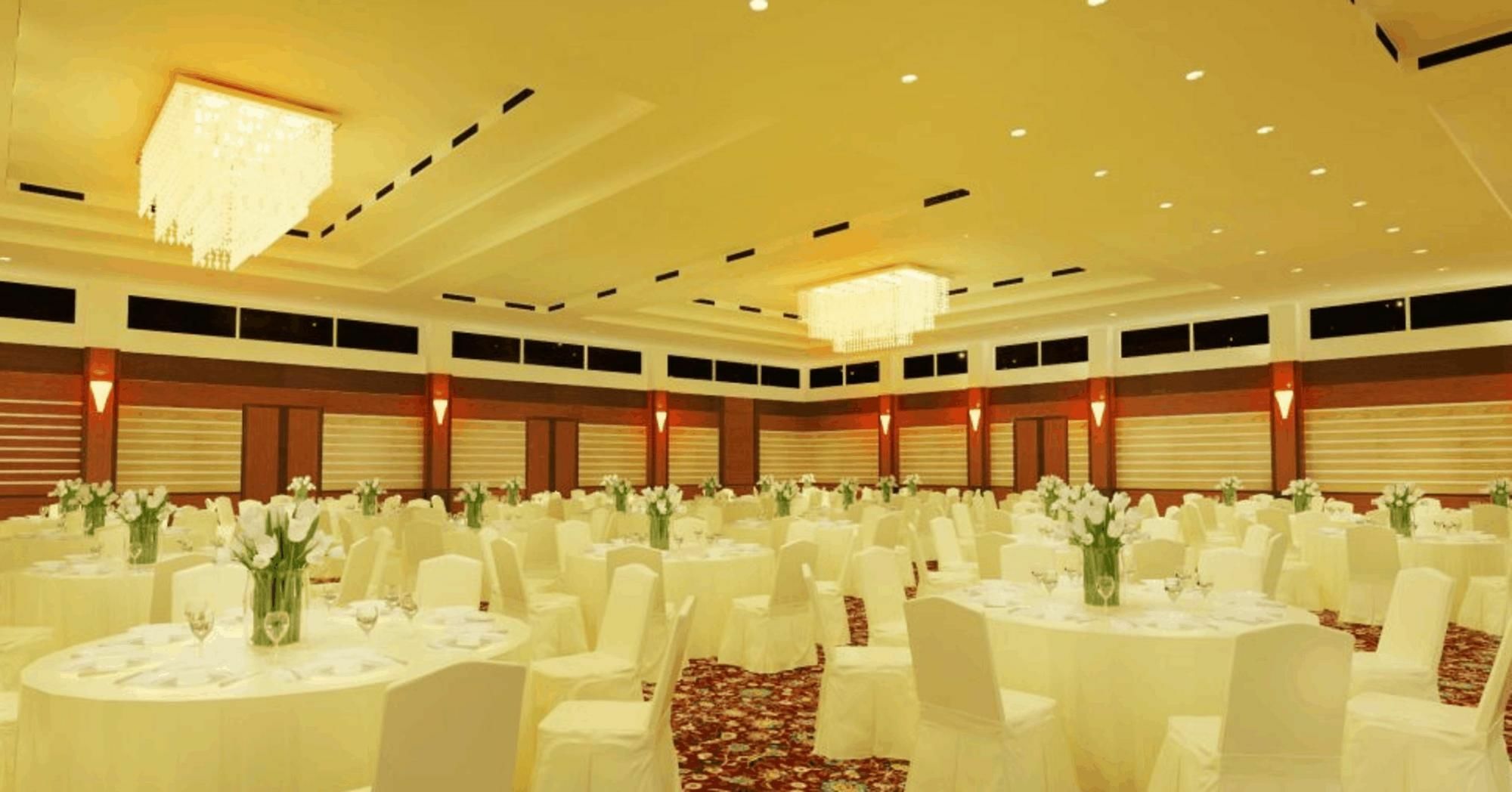 Grand Asrilia Hotel บันดุง ภายนอก รูปภาพ